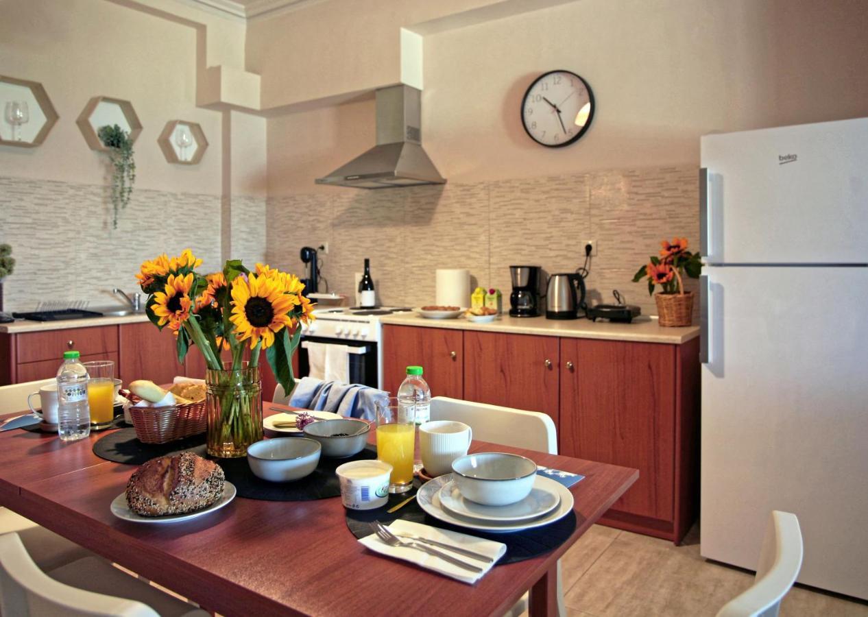 Seaview-Apartments Палеа-Фокеа Экстерьер фото